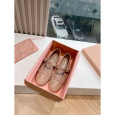 Miu Miu flat shoes